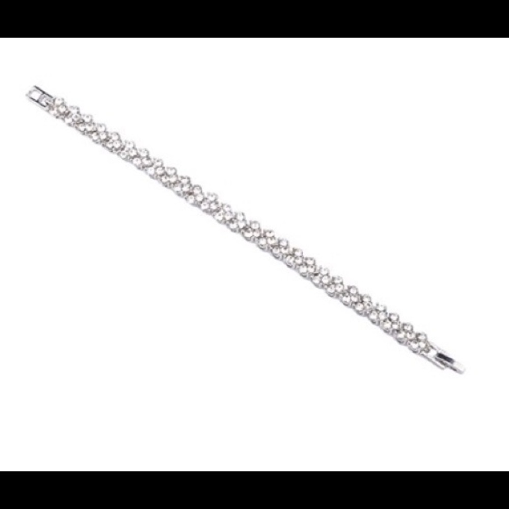 SOLD OUT 🚨NWT Roman Style Crystal Tennis Bracelet - Picture 3 of 5